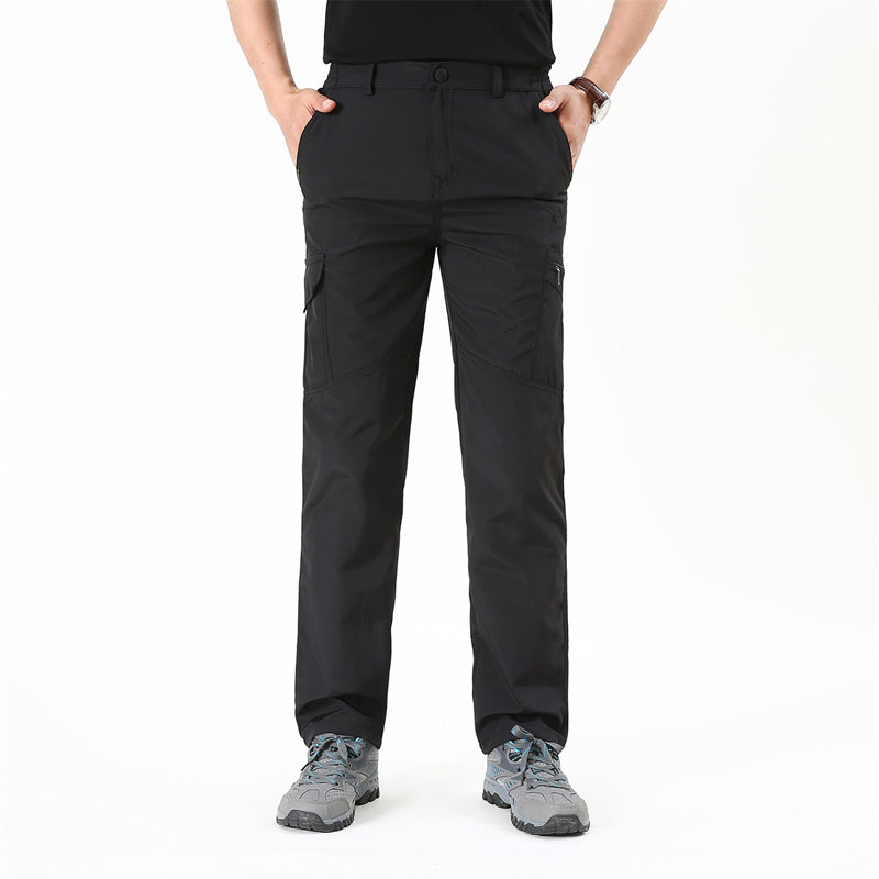 James™ | Classic Cargo Pants