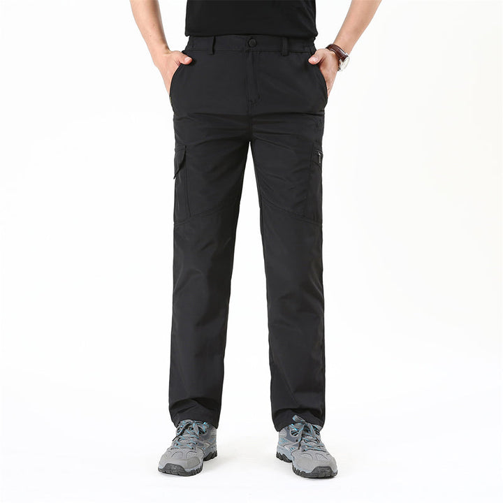 James™ | Classic Cargo Pants
