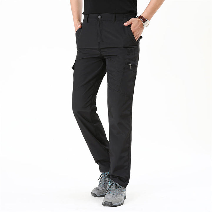 James™ | Classic Cargo Pants