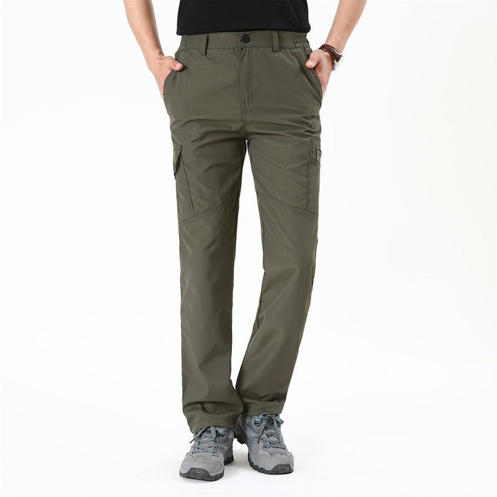 James™ | Classic Cargo Pants